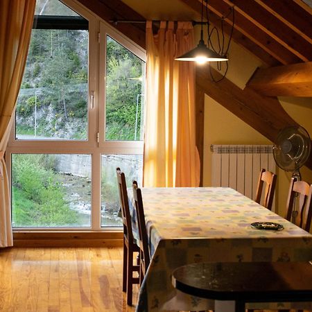 Kabila Enea 2 Apartment Uztarroz Екстериор снимка
