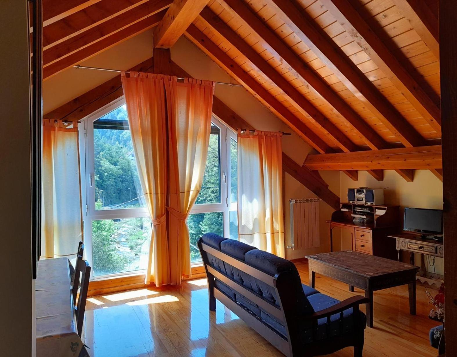 Kabila Enea 2 Apartment Uztarroz Екстериор снимка